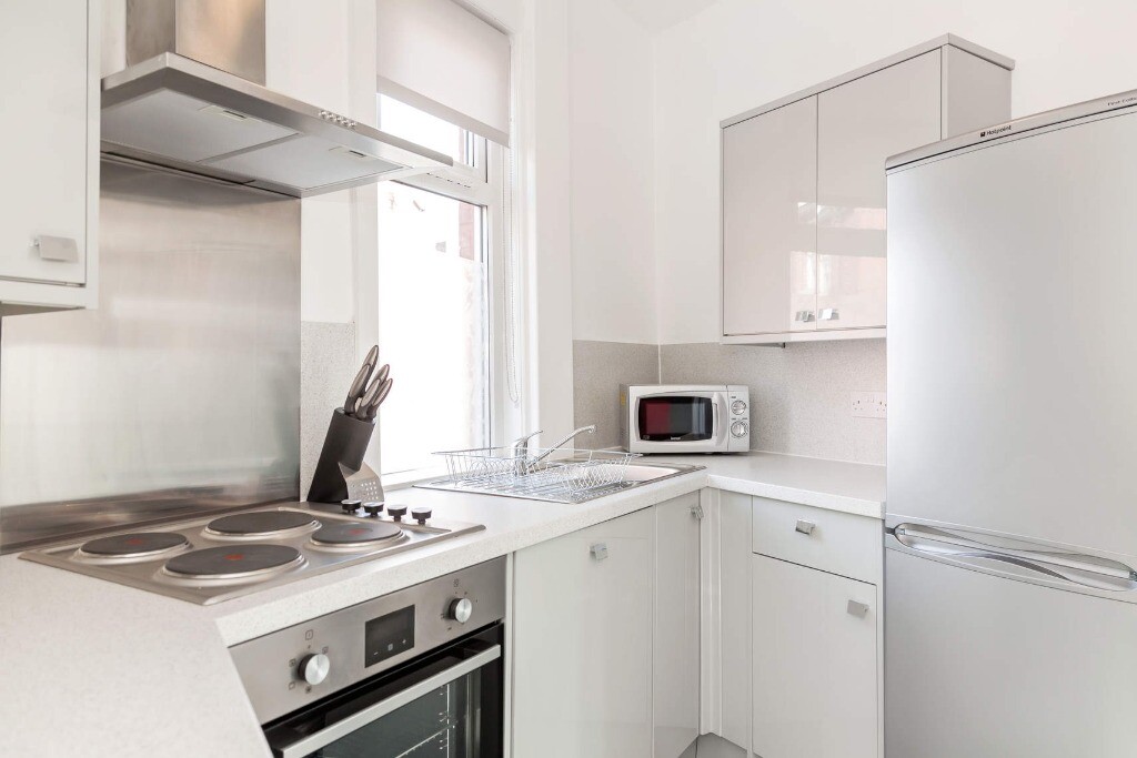 3 bedroom house for rent Ayrshire Road Kersal, Manchester, M7 3RX