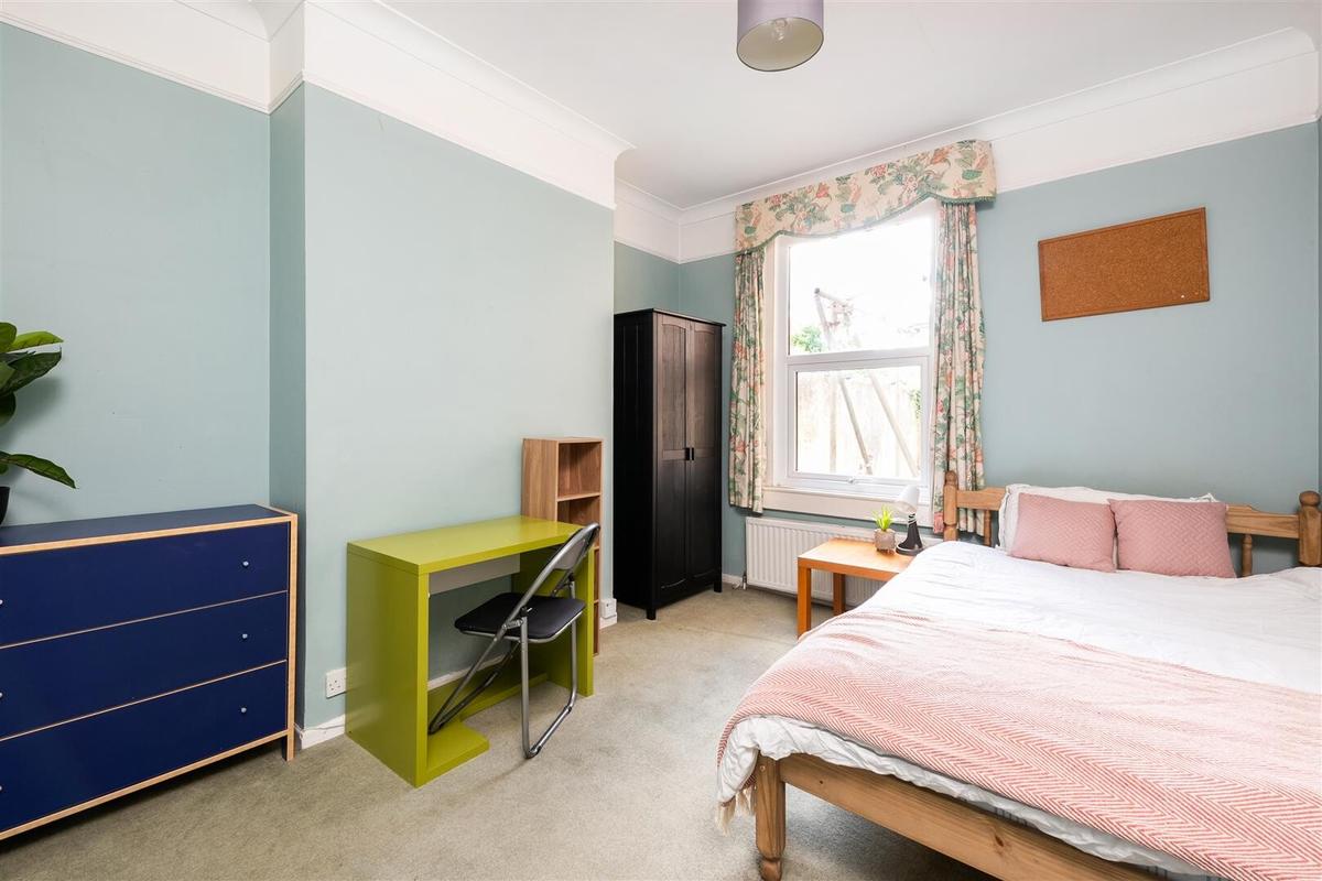 4 bedroom house for rent Victoria Road, Bath, BA2 3QY UniHomes