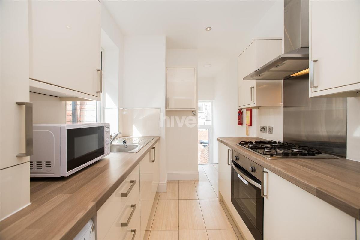 5 bedroom apartment for rent Brandon Grove, Newcastle, NE2 1PA UniHomes