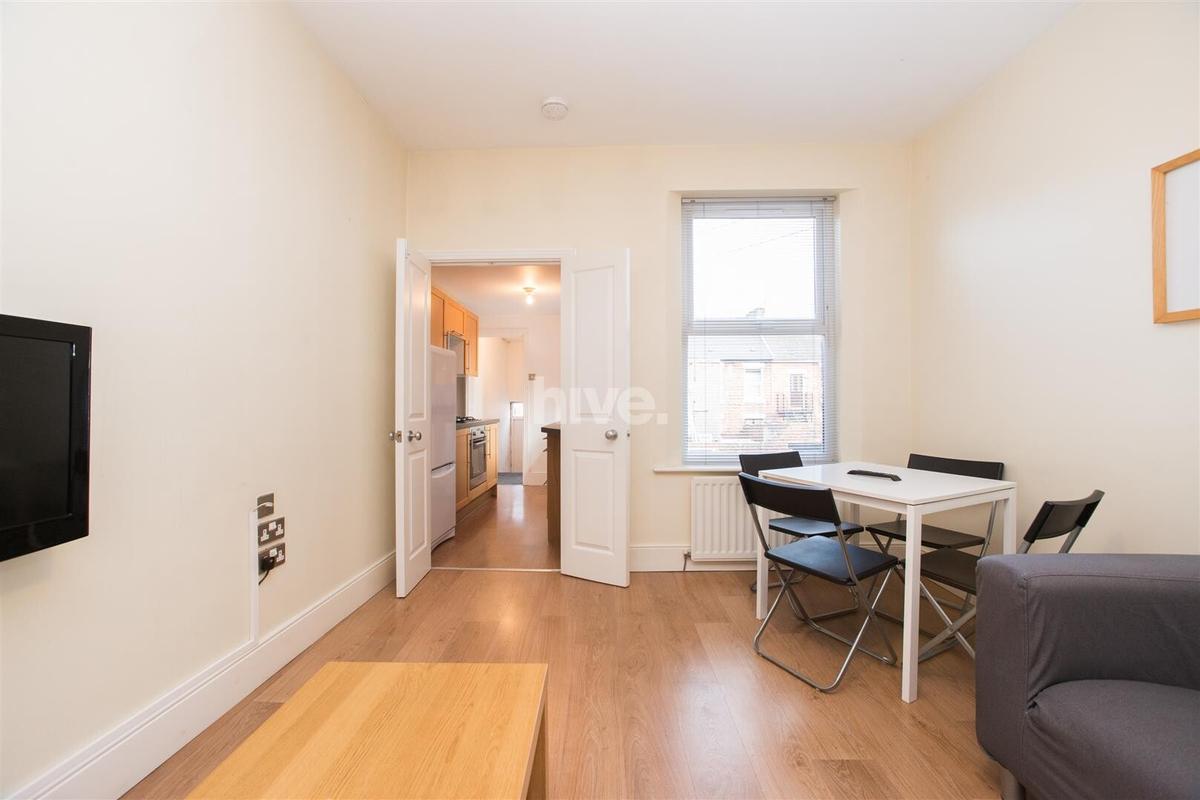 3 bedroom apartment for rent Malcolm Street, Newcastle, NE6 5PL UniHomes