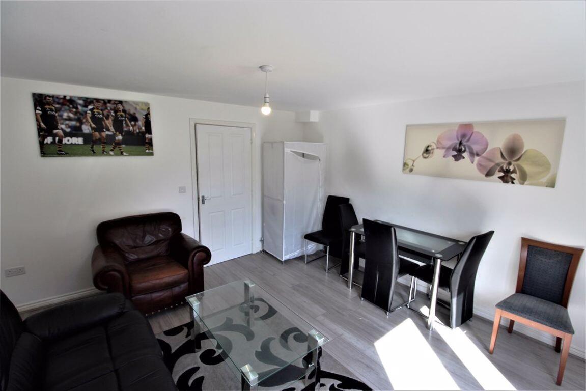 3 bedroom house for rent Anglian Way, Coventry, CV3 1QR UniHomes