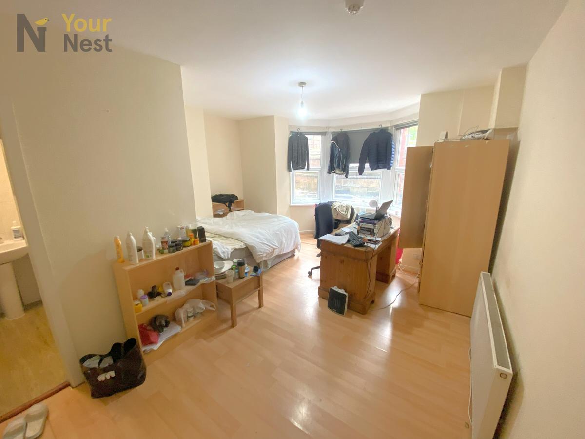 2 bedroom apartment for rent Hyde Park Road, Leeds, LS6 1AH UniHomes