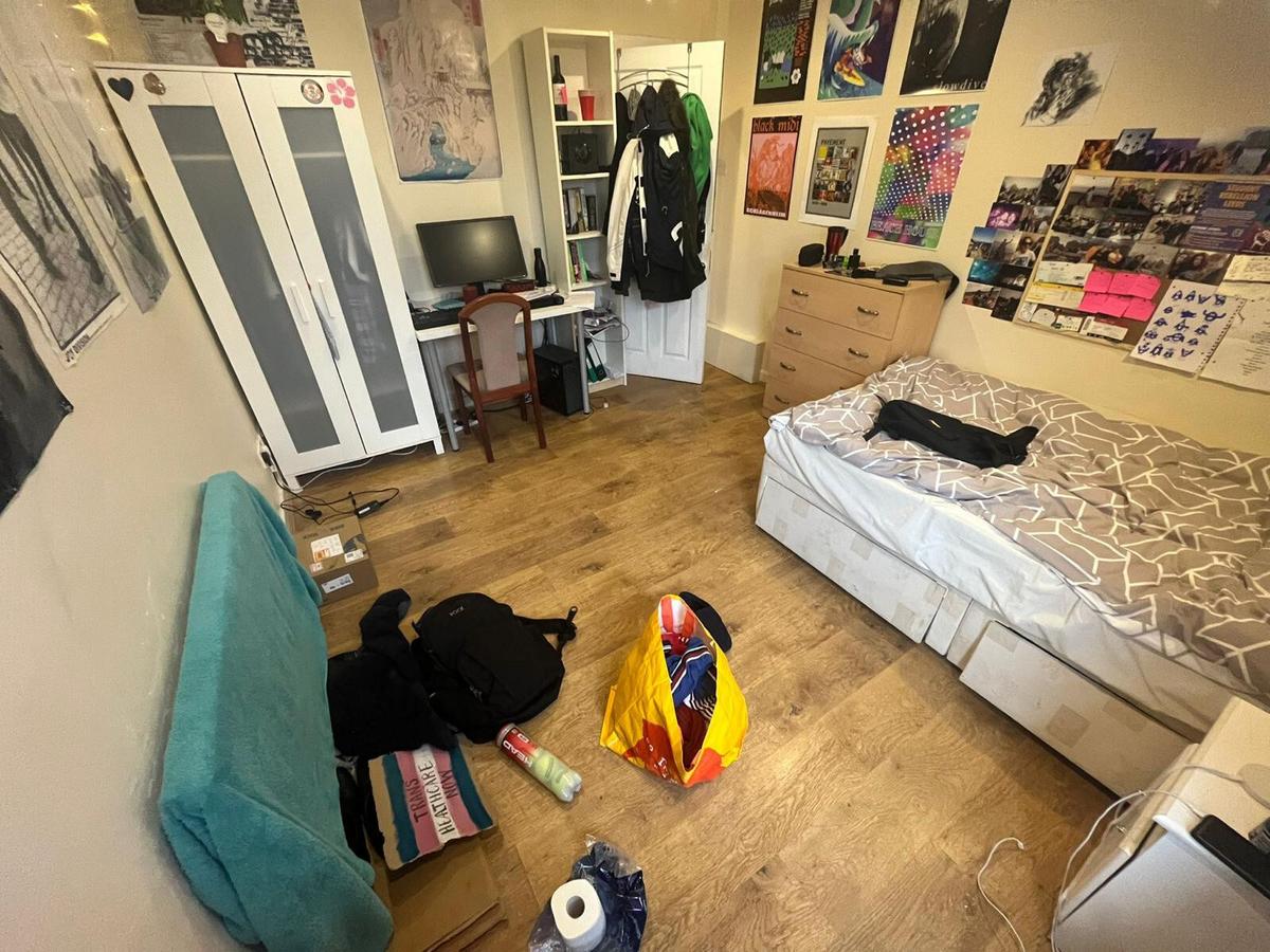 14 bedroom house for rent North Grange Road, Leeds, LS6 2BR UniHomes