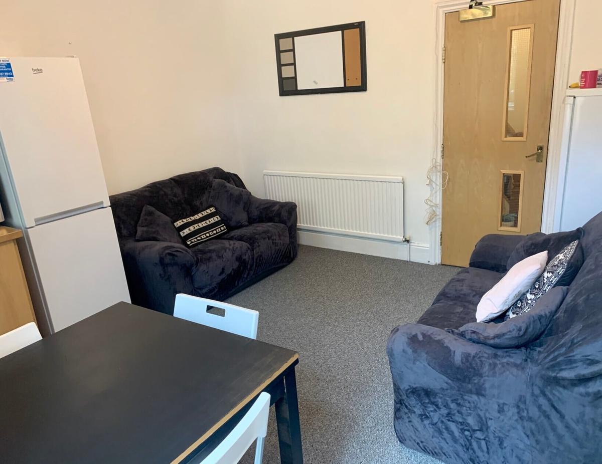 6 bedroom house for rent Melbourn Road, Sheffield, S10 1NR UniHomes