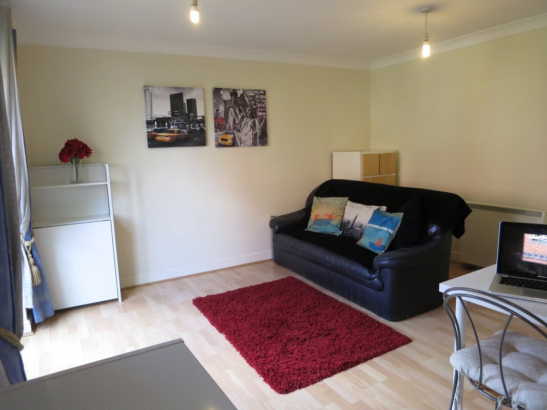2 bedroom apartment for rent Julian Road, Nottingham, NG2 5AJ UniHomes