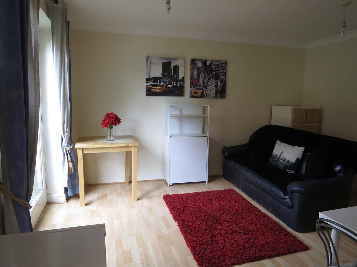 2 bedroom apartment for rent Julian Road, Nottingham, NG2 5AJ UniHomes