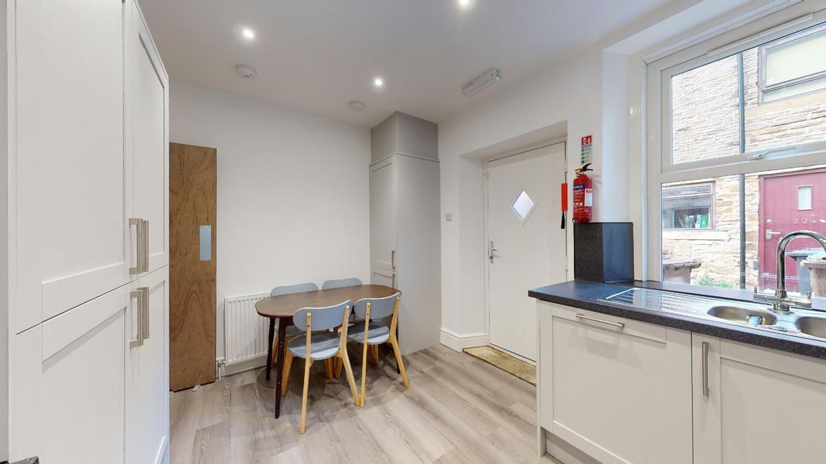 4 bedroom house for rent Ashgate Road, Sheffield, S10 3BZ UniHomes