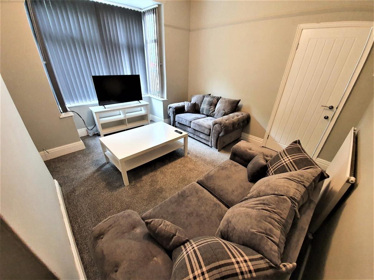 3 bedroom house for rent Cottingham Road, Hull, HU5 2DG UniHomes