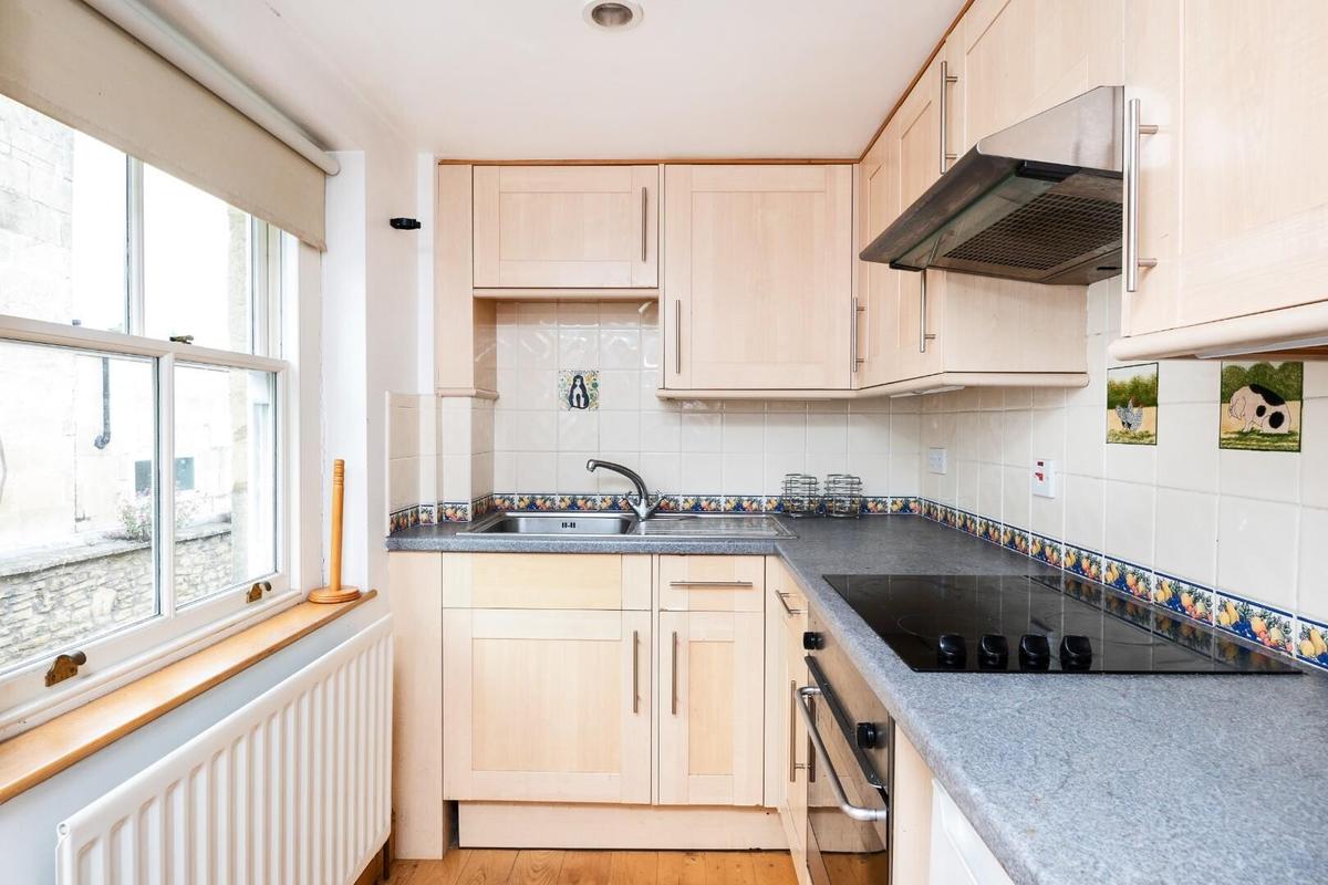 3 bedroom house for rent Lambridge Street, Bath, BA1 6RX UniHomes