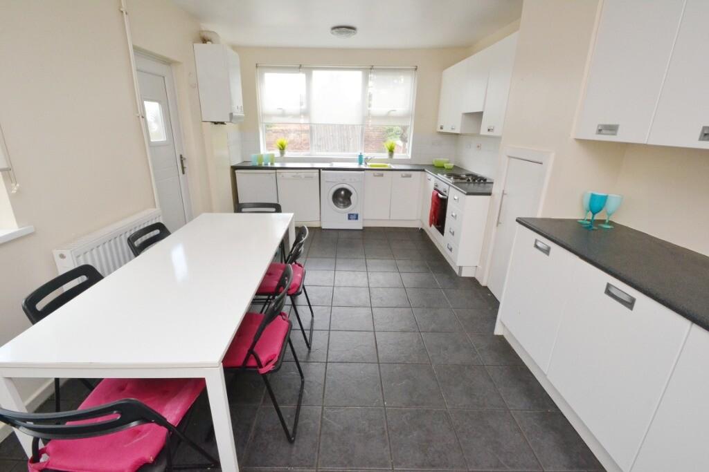 6 bedroom house for rent Patrick Road, Nottingham, NG2 7JY UniHomes