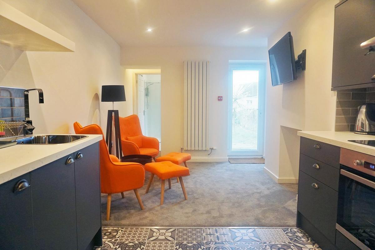 2 bedroom apartment for rent Mansel Street, Swansea, SA1 5SW UniHomes