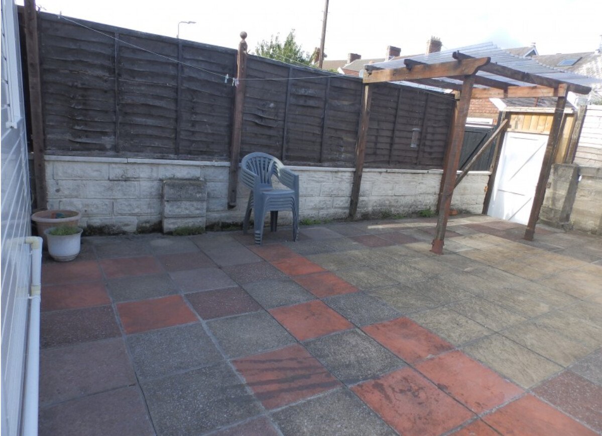 5 bedroom house for rent Kemble Street, Swansea, SA2 0BX UniHomes