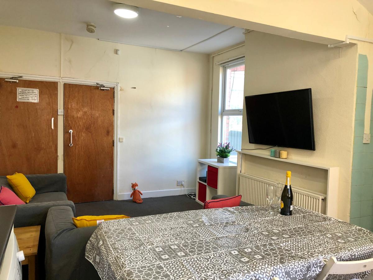 6 bedroom house for rent Lenton Boulevard, Nottingham, NG7 2EN UniHomes