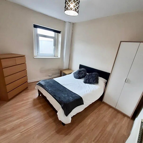 4 bedroom house for rent Brunswick Street Brunswick, Swansea, SA1 4JP UniHomes