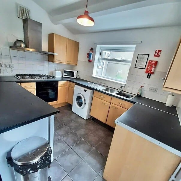 4 bedroom house for rent Brunswick Street Brunswick, Swansea, SA1 4JP UniHomes