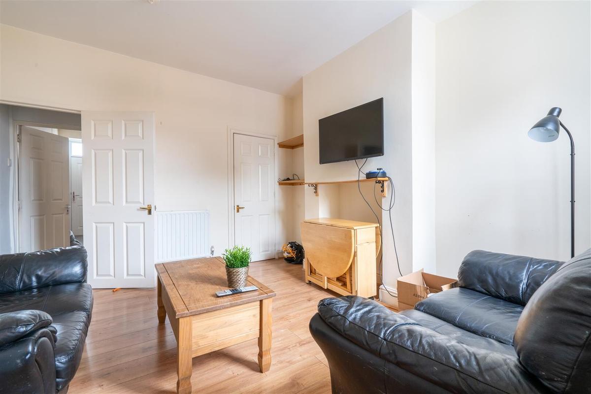 3 bedroom house for rent Lydgate Lane, Sheffield, S10 5FH UniHomes