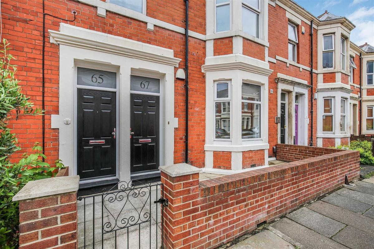 3 bedroom apartment for rent Bayswater Road, Newcastle, NE2 3HR UniHomes