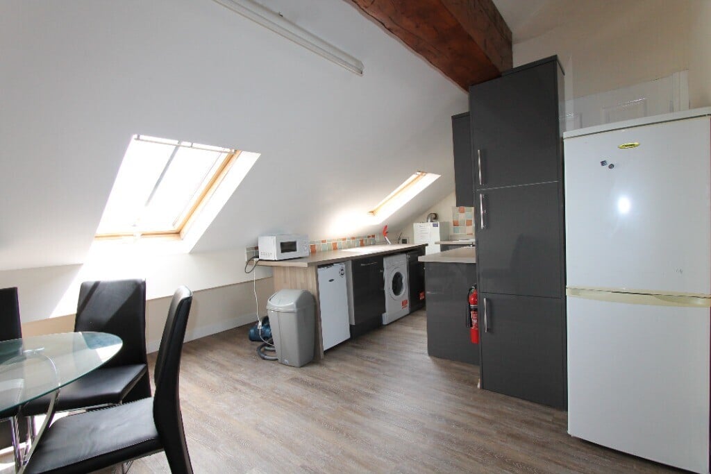 4 bedroom apartment for rent Street, Leamington Spa, CV31 1ET