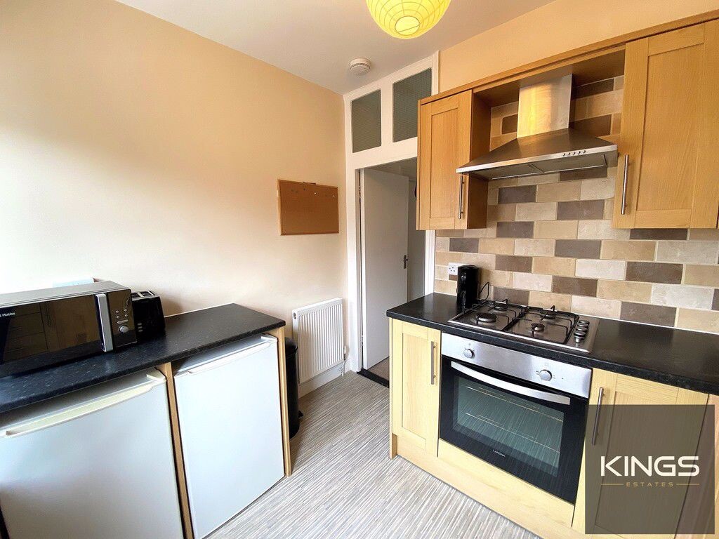 3 bedroom apartment for rent Kent Road, Portsmouth, PO5 3EW UniHomes