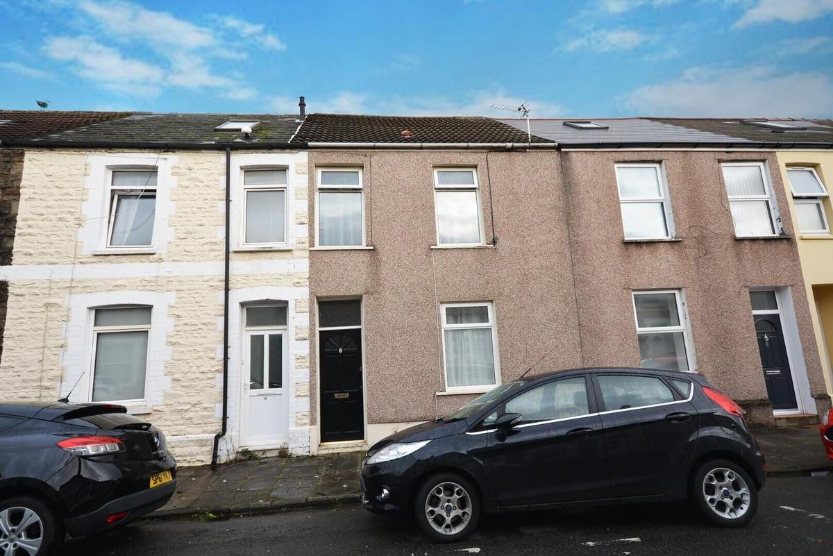 2 bedroom apartment for rent Cathays Terrace, Cardiff, CF24 4HS UniHomes