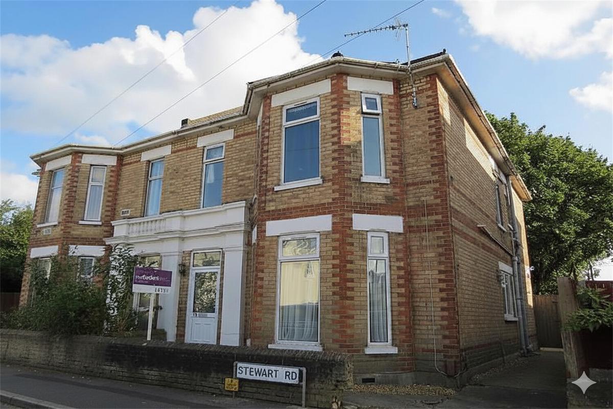 6 bedroom house on Stewart Road, Charminster, Bournemouth