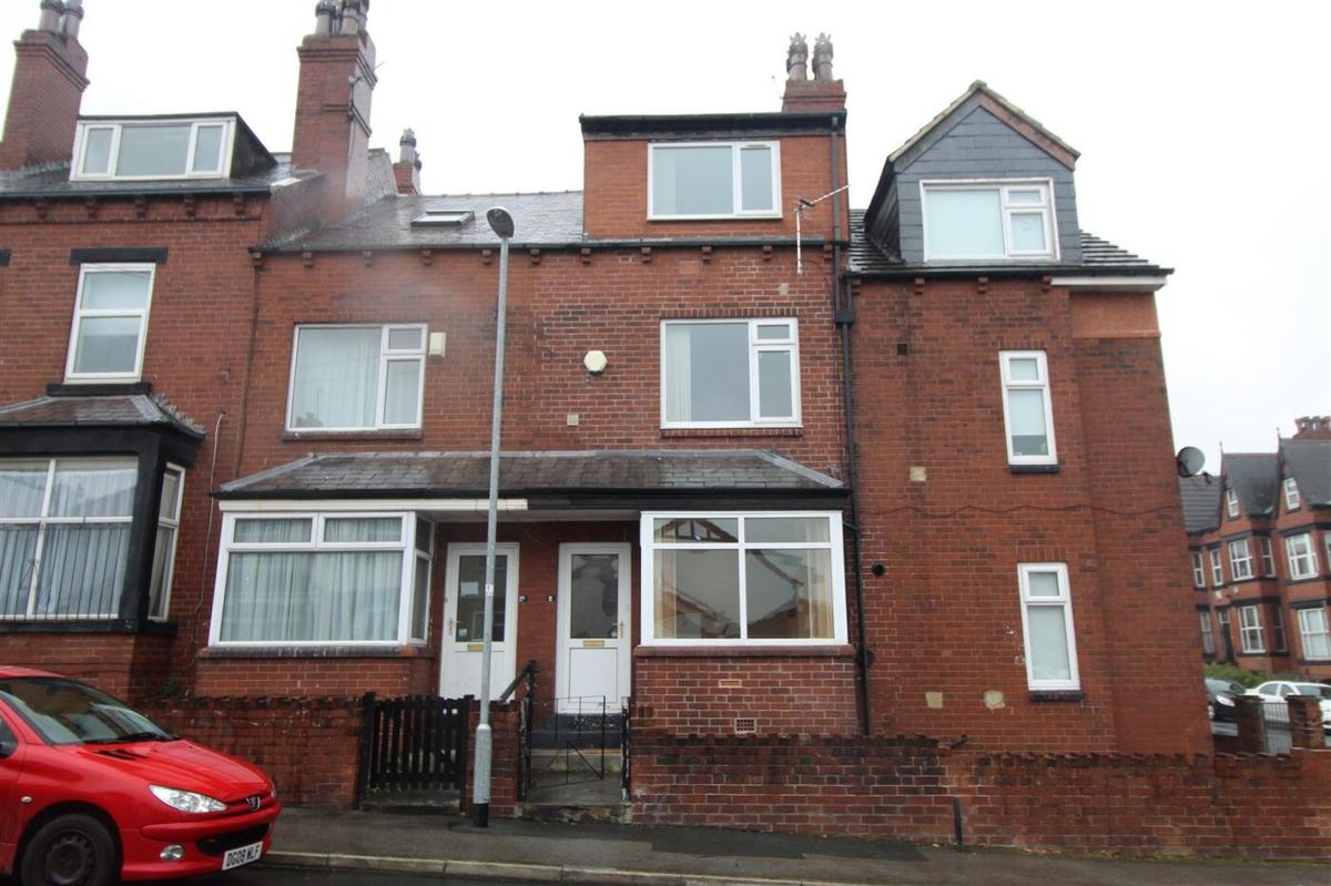 4 bedroom house for rent Hessle Avenue, Leeds, LS6 1EF UniHomes