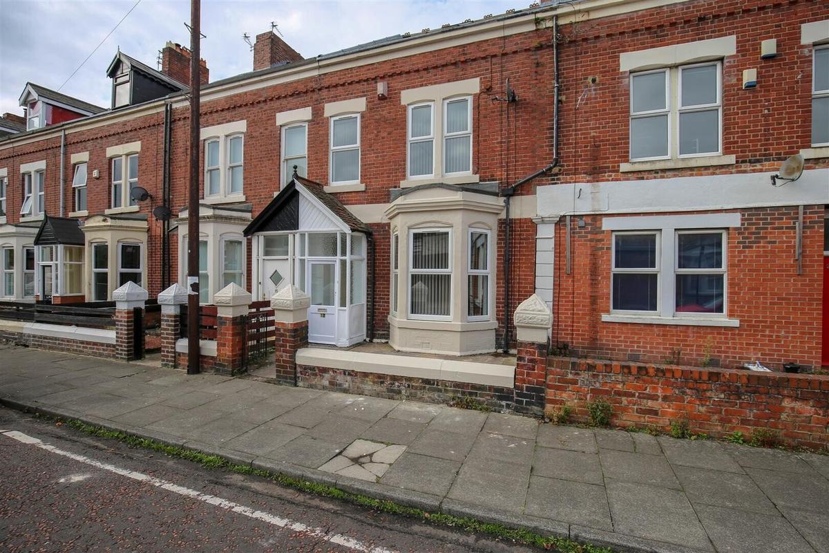 6 bedroom house for rent Heaton Hall Road, Newcastle, NE6 5NQ UniHomes