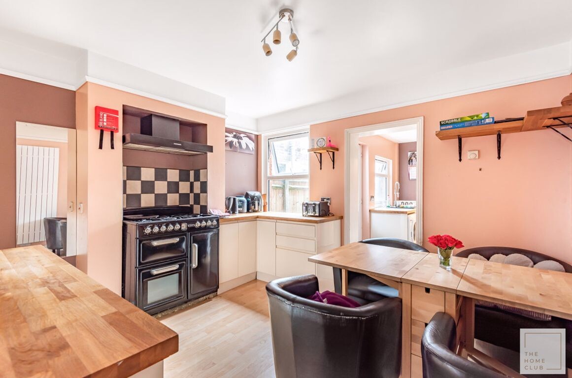 3 bedroom house for rent Guildford Park Road, Surrey, GU2 7NF UniHomes