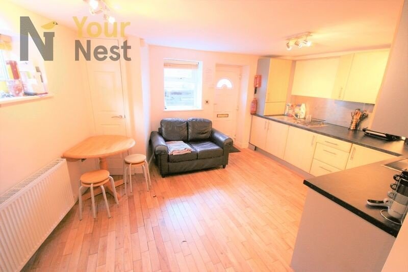 2 bedroom apartment for rent Headingley Mount, Leeds, LS6 3EL UniHomes