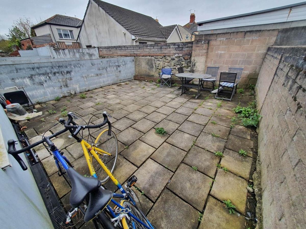 10 bedroom house for rent Miskin Street, Cardiff, CF24 4AR UniHomes