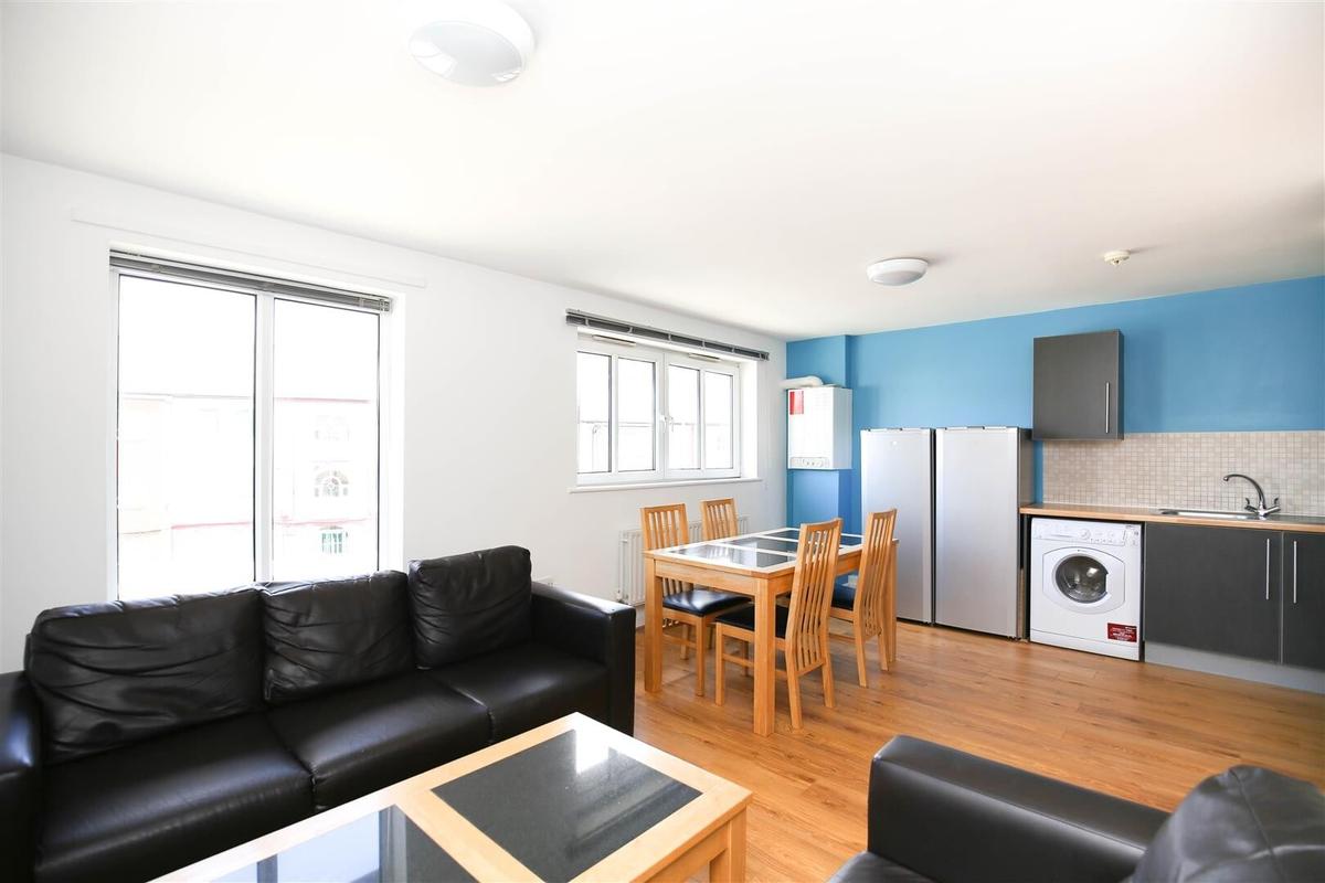 5 bedroom apartment for rent New Mills, Newcastle, NE4 5AU UniHomes