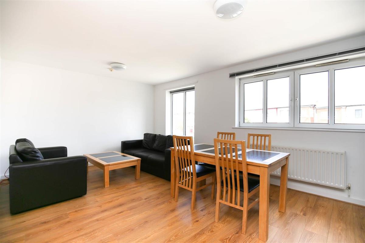 5 bedroom apartment for rent New Mills Newcastle, NE4 5AU UniHomes