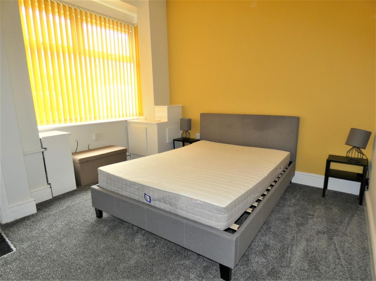 4 bedroom house for rent Leek Road, StokeonTrent, ST4 2BW UniHomes