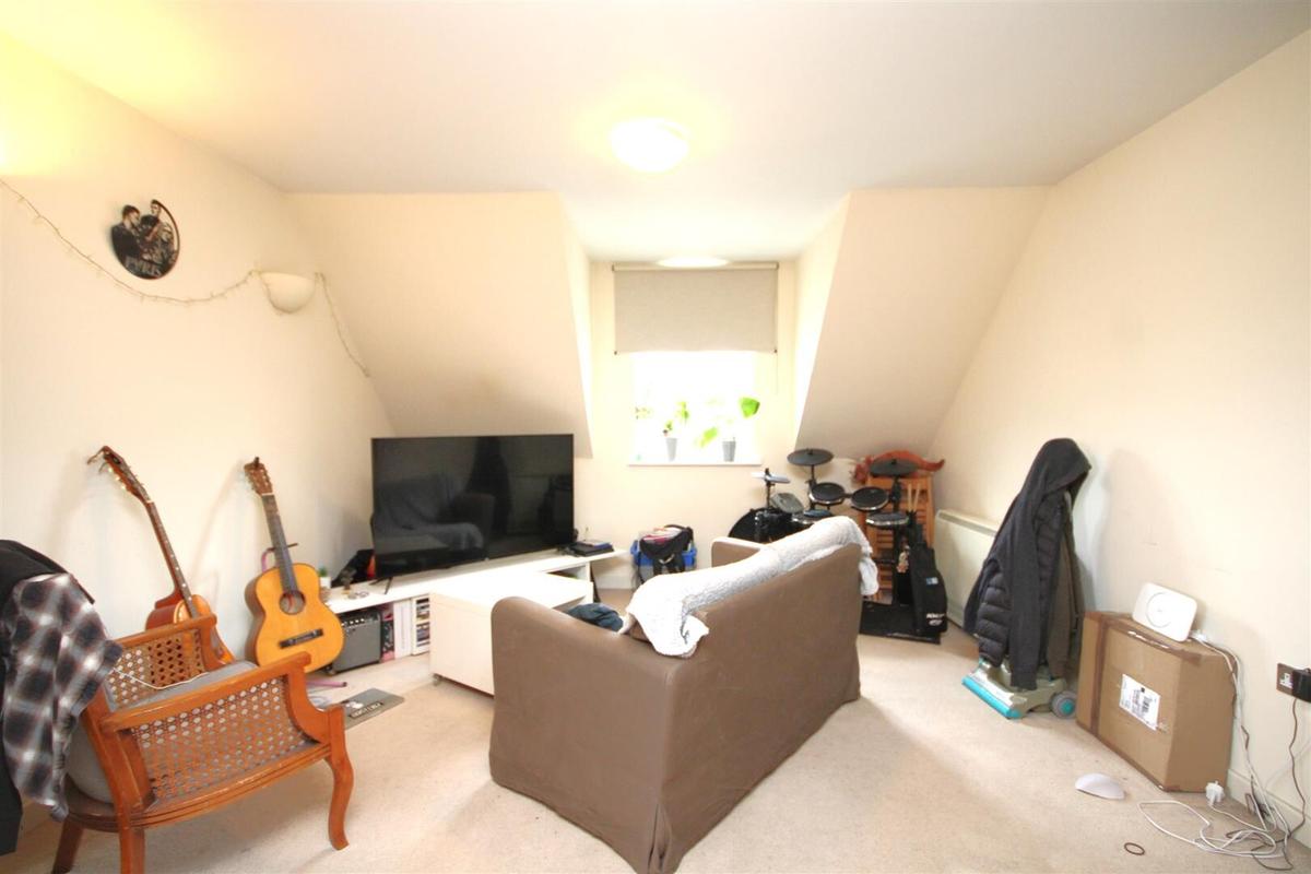 2 bedroom apartment for rent Sydenham Road, Surrey, GU1 3SF UniHomes