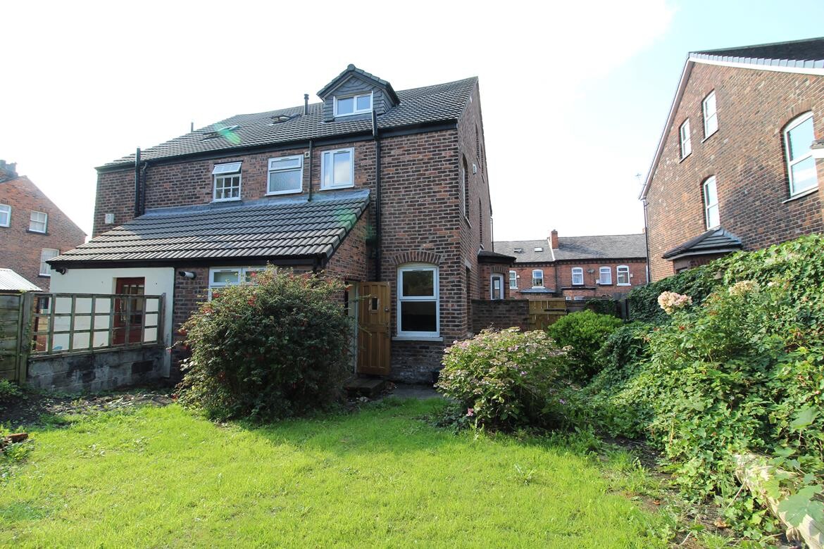 6 bedroom house for rent Fallowfield Manchester Manchester, M14 6TB