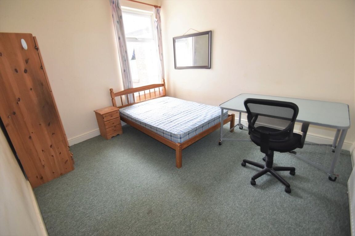 3 bedroom apartment for rent Fawcett Road, Portsmouth, PO4 0DB UniHomes