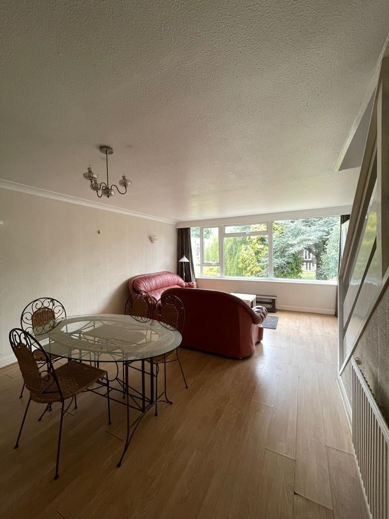 4 bedroom house for rent Vernon Close, Leamington Spa, CV32 6HH UniHomes