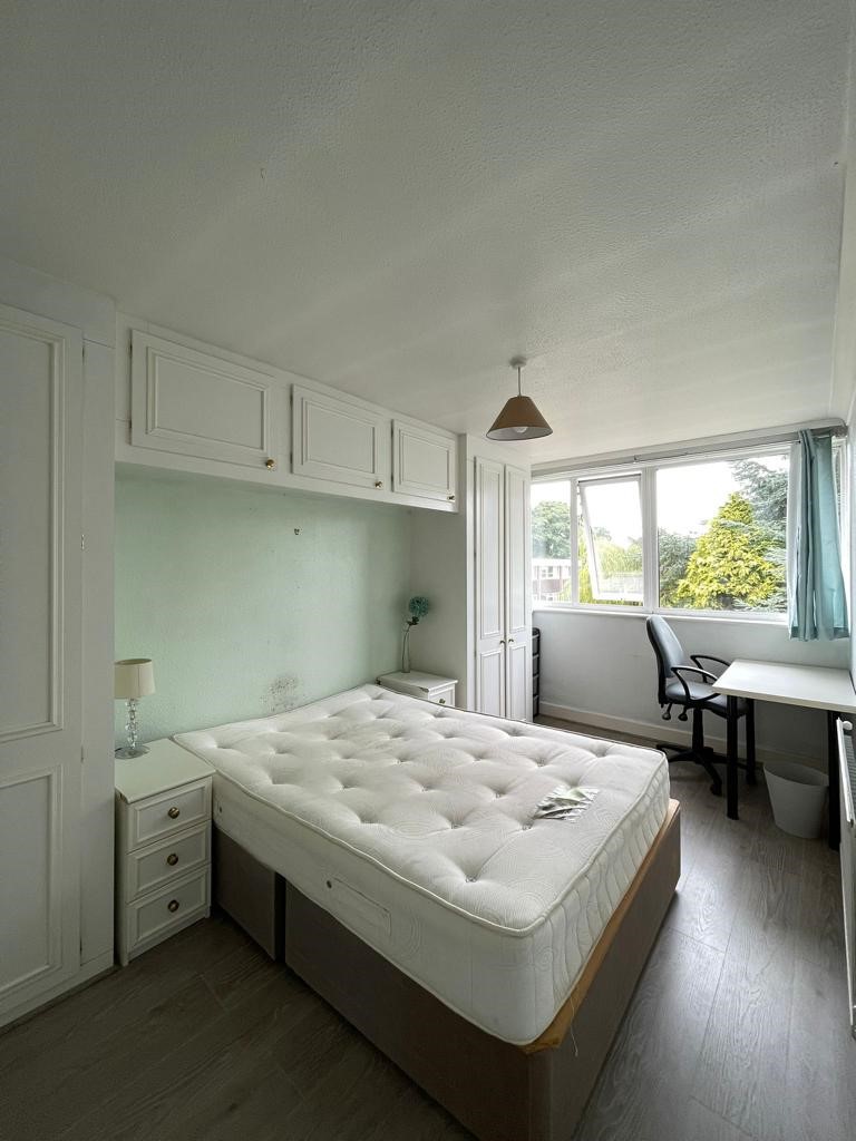 4 bedroom house for rent Vernon Close, Leamington Spa, CV32 6HH UniHomes