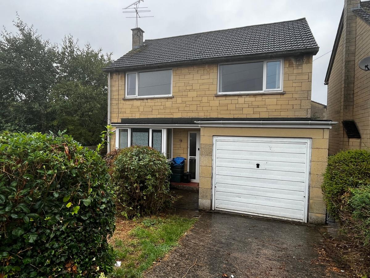 4 bedroom house for rent Heathfield Close, Bath, BA1 4NW UniHomes