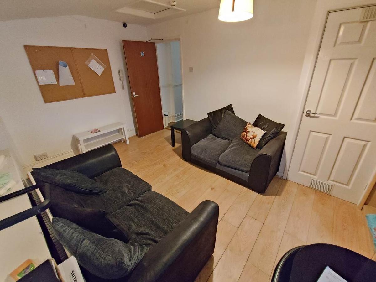 3 bedroom house for rent Richmond Road, Cardiff, CF24 3AR UniHomes