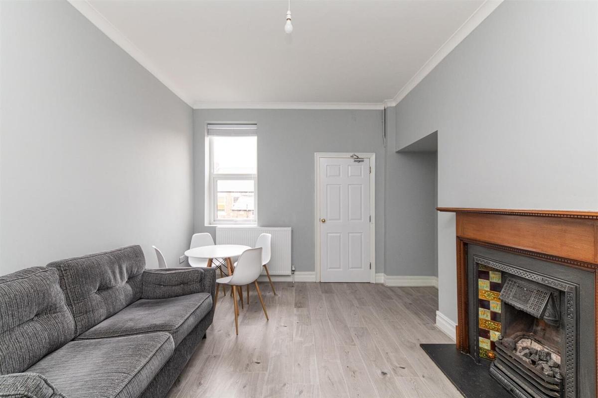 3 bedroom apartment for rent Kelvin Grove, Newcastle, NE2 1RL UniHomes