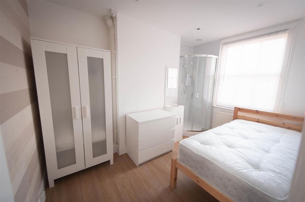 4 bedroom house for rent Lancaster Road, Canterbury, CT1 3QE UniHomes