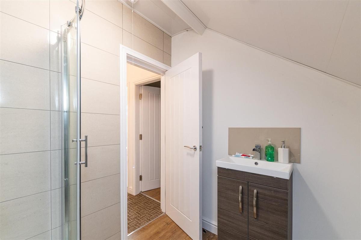 4 bedroom apartment for rent Rokeby Terrace, Newcastle, NE6 5ST UniHomes