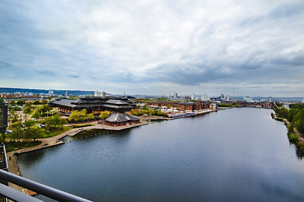 2 bedroom apartment for rent Waterquarter, Galleon Way, Cardiff, CF10