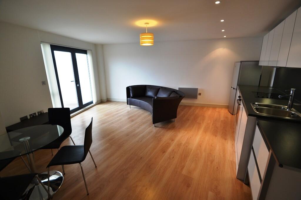 2 bedroom apartment for rent Waterquarter, Galleon Way, Cardiff, CF10