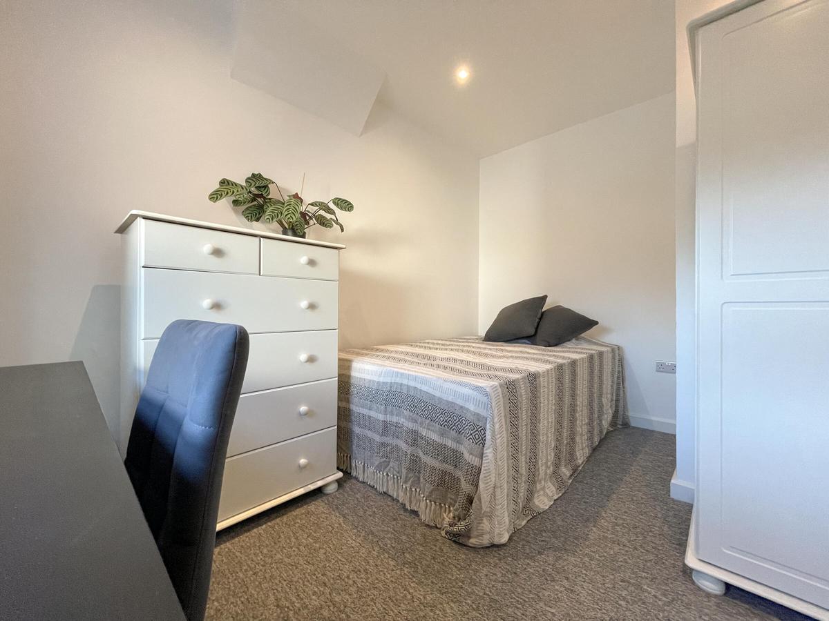 6 bedroom house for rent Lorne Road, Bath, BA2 3BY UniHomes