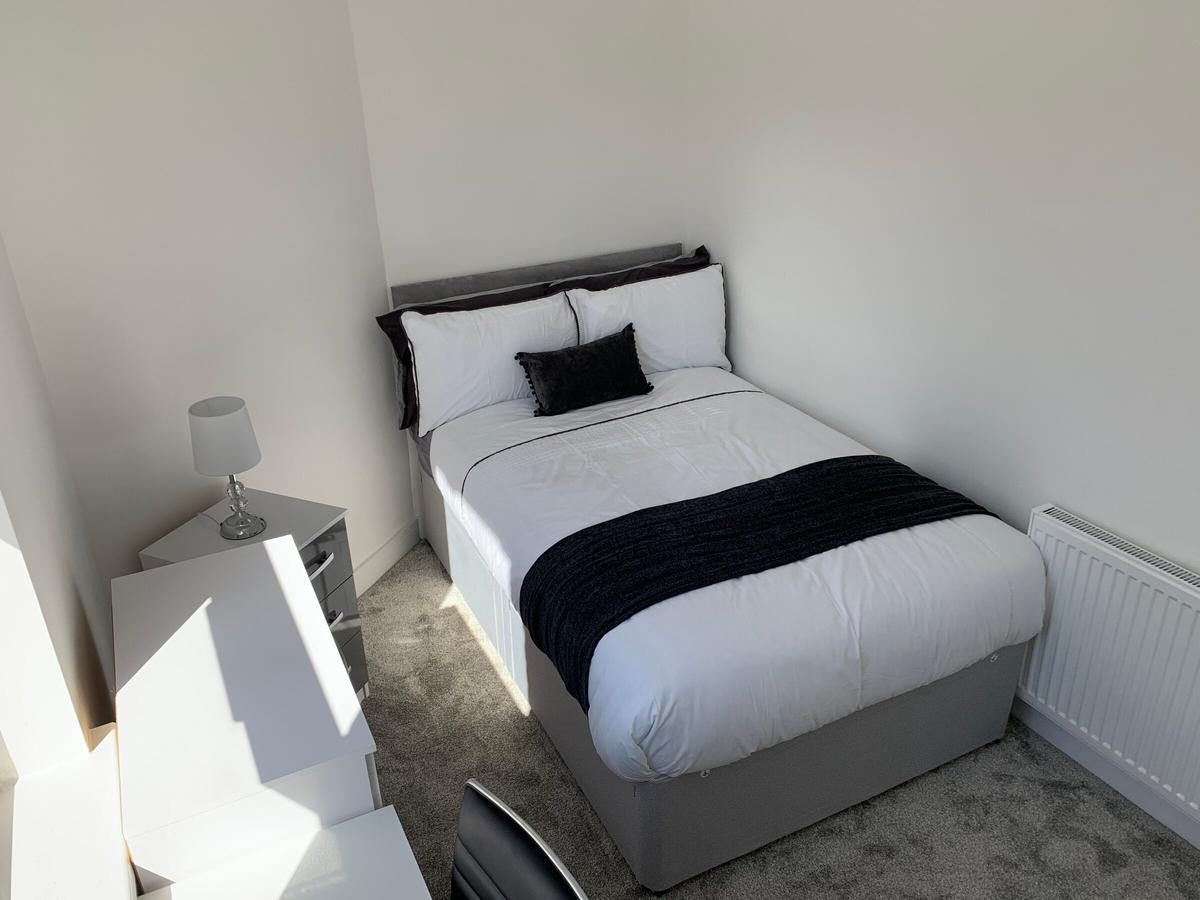 5 bedroom house for rent Shelton Old Road StokeonTrent, ST4 7RX