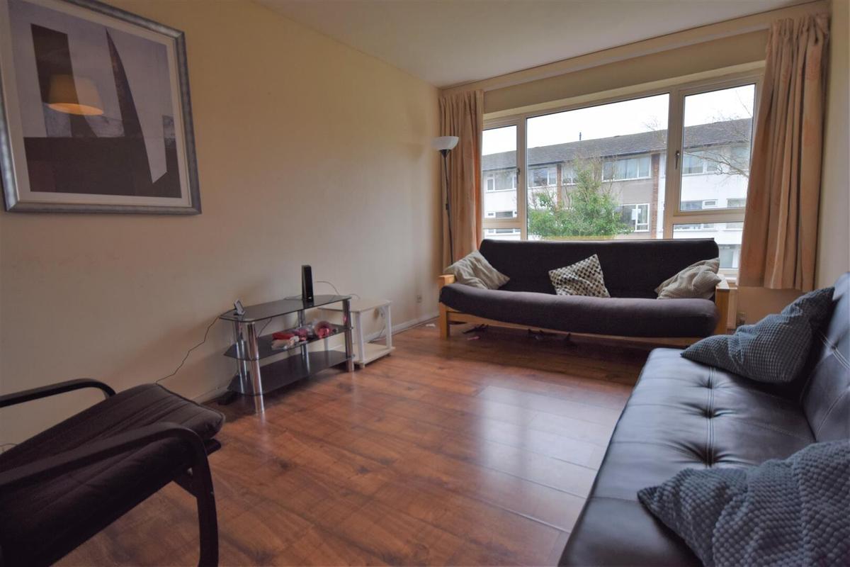 4 bedroom house for rent Guildford Park Avenue, Surrey, GU2 7NL UniHomes