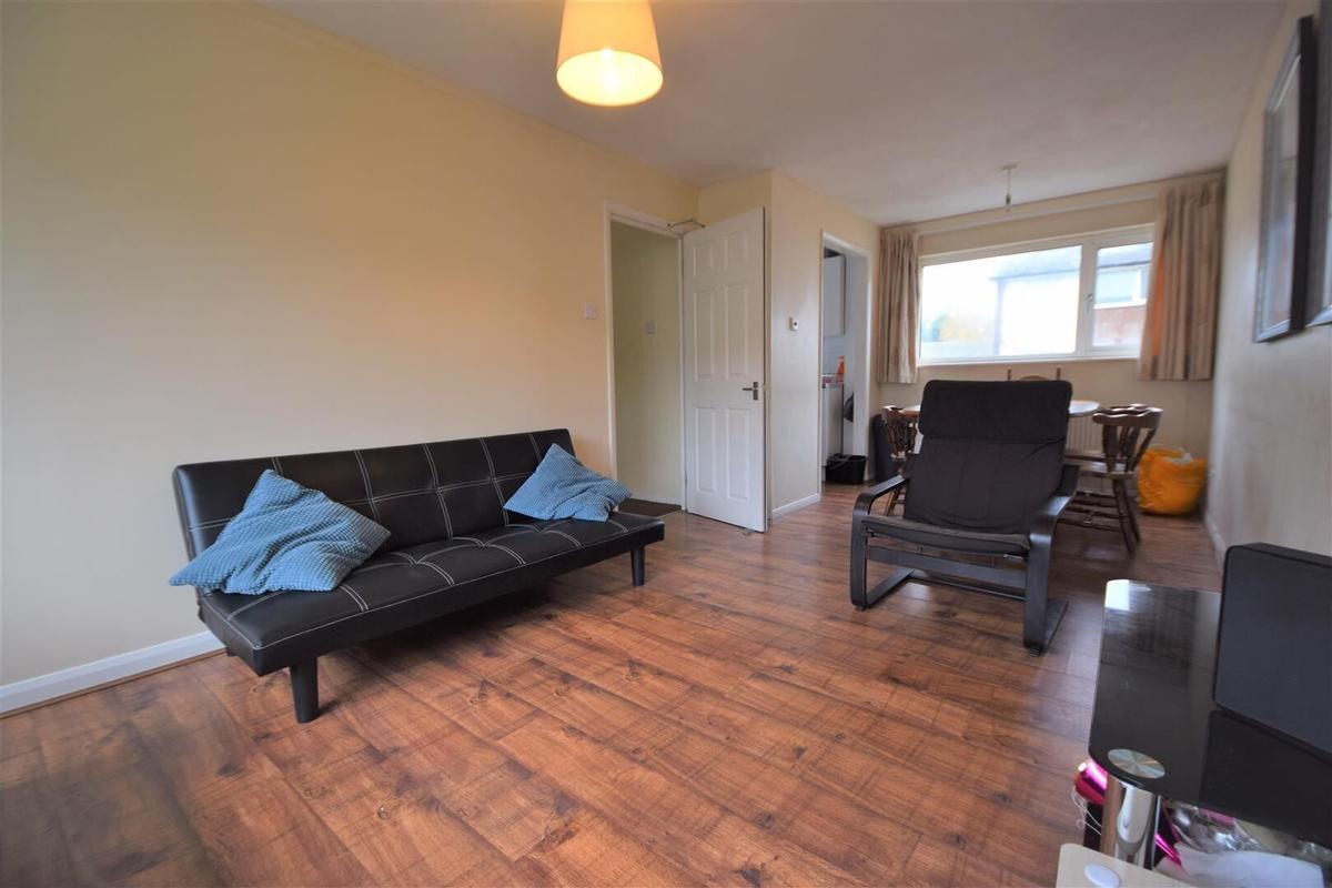 4 bedroom house for rent Guildford Park Avenue, Surrey, GU2 7NL UniHomes