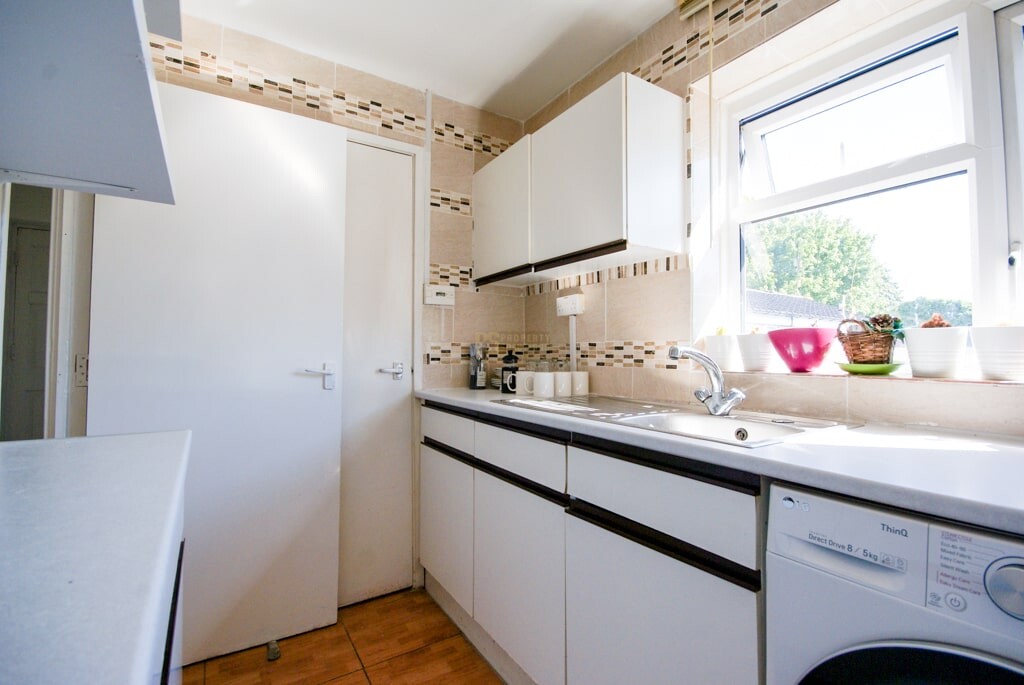 2 bedroom apartment on Leasow Drive, Harborne, Birmingham